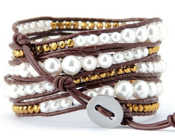 Bracelet Enveloppant Élégance Perles Blanches et Dorées