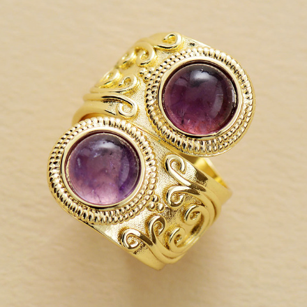 Antique Ring “Lueur d’Âme” with Enigmatic Stones